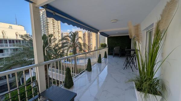 Venta de piso en Piso en Zona Sierra Helada, Benidorm, Benidorm
photo 1
