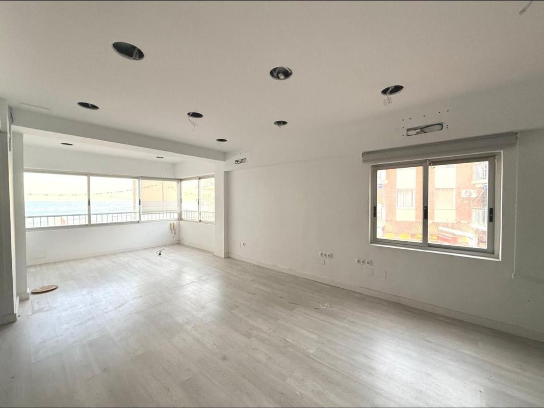 Venta de piso en Piso en Avenida de Martínez Alejos, Puerto, Benidorm, Benidorm
 photo 4