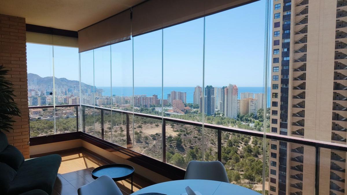 Venta de piso en Piso en Calle Presidente Adolfo Suárez, Pueblo Poniente, Benidorm, Benidorm
photo 5