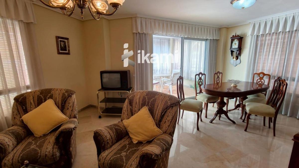 Sale of apartment in Piso en Calle de Tomàs Ortuño, Centro Urbano, Benidorm, Benidorm
 photo 3