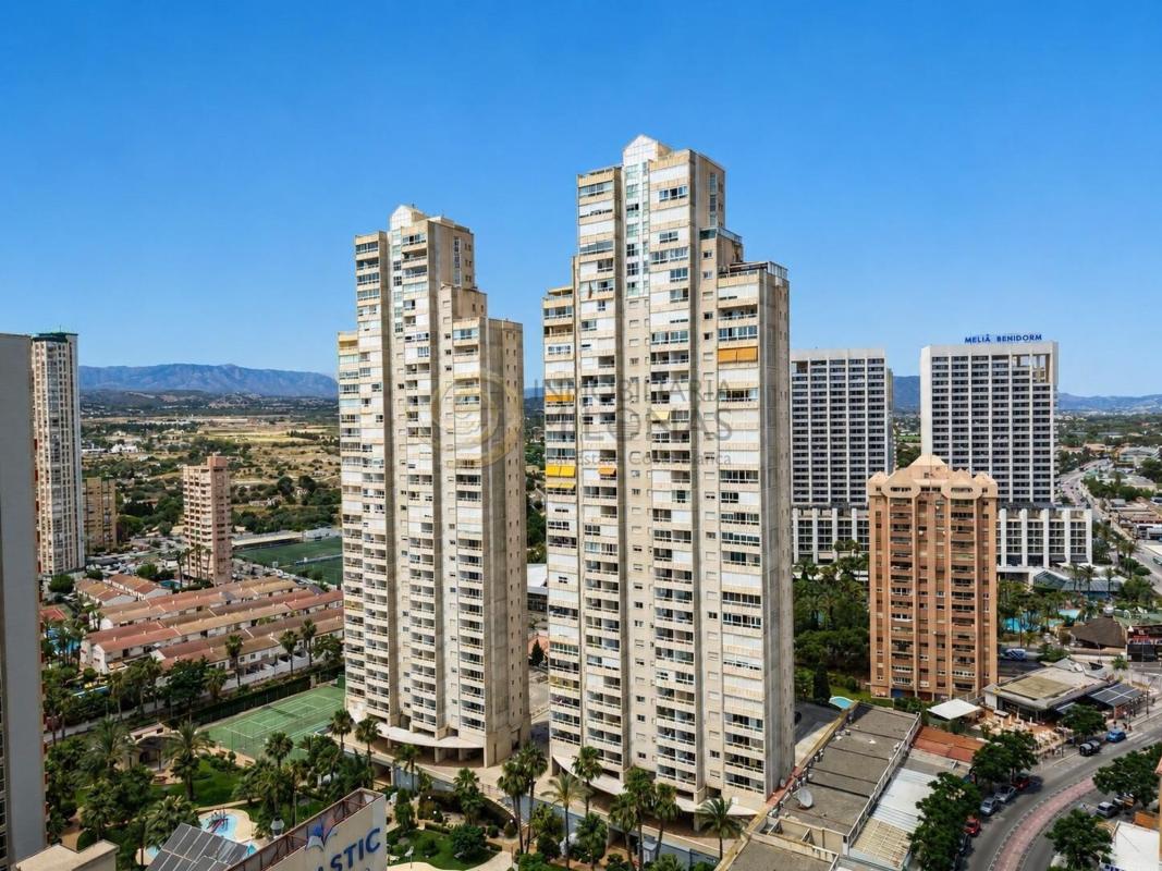 Sale of apartment in Piso en Avenida Ametlla de Mar, 17, Zona Rincón Bajo, Benidorm, Benidorm
photo 1