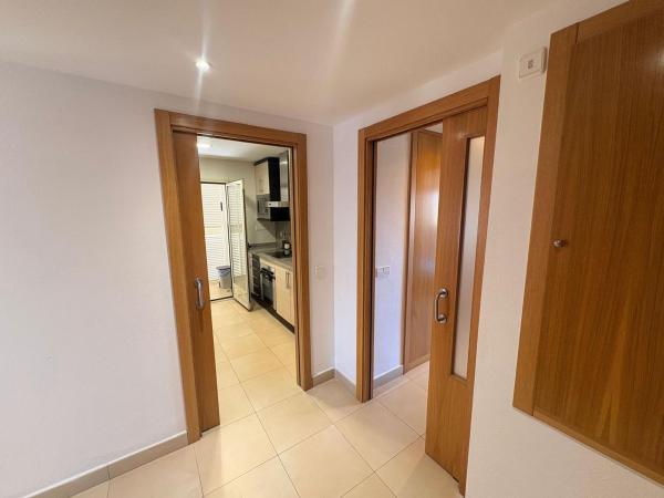 Venta de piso en Piso en Calle Presidente Adolfo Suárez, Pueblo Poniente, Benidorm, Benidorm
 photo 1