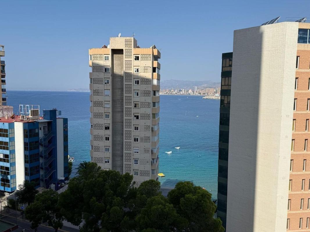 Продажа квартиры на Piso en Zona Sierra Helada, Benidorm, Бенидорм
 photo 2