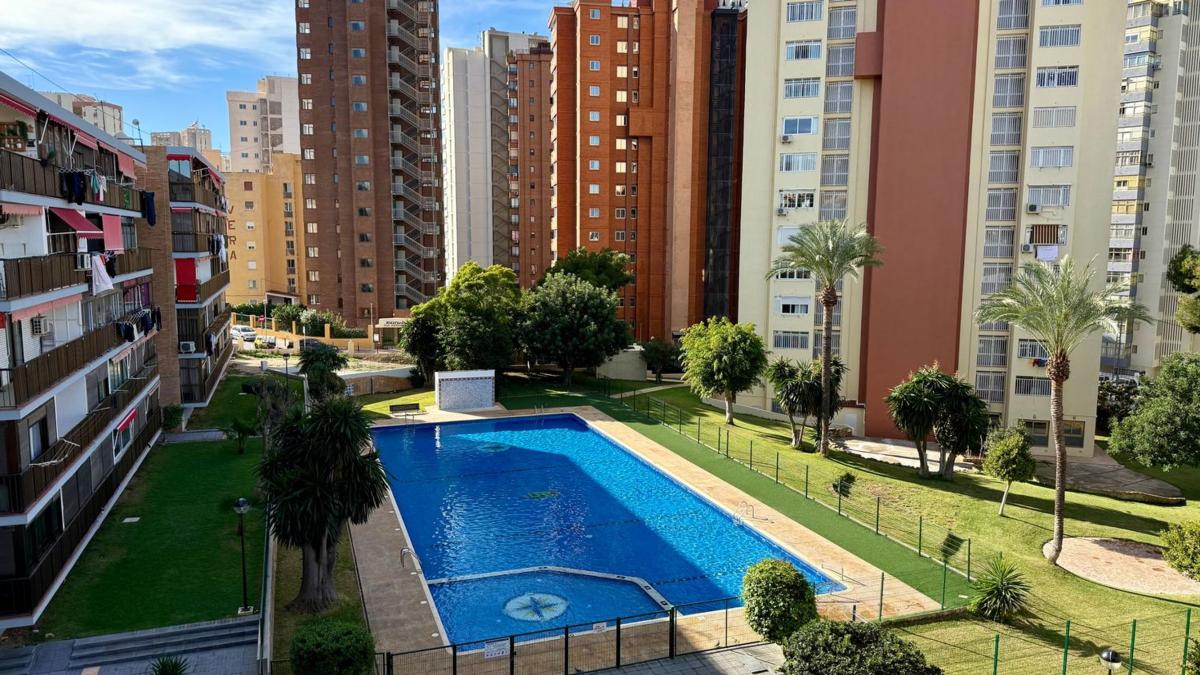 Продажа квартиры на Piso en Avenida de París, Zona Sierra Helada, Benidorm, Бенидорм
photo 1