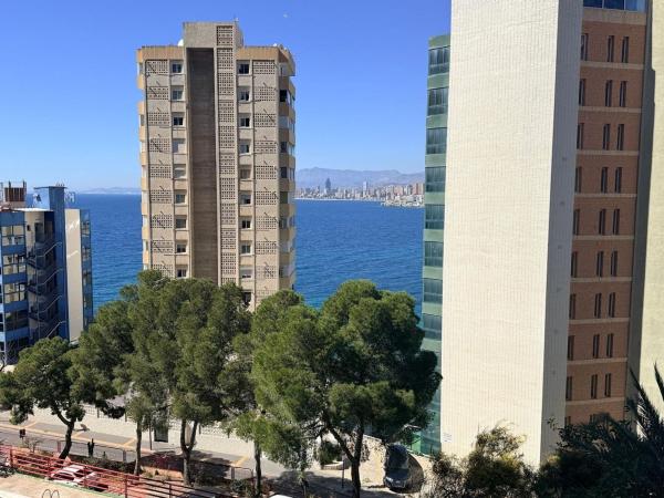 Venta de piso en Piso en Zona Sierra Helada, Benidorm, Benidorm
photo 1