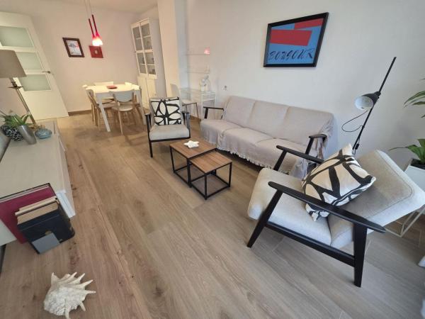 Venta de piso en Piso en Calle del L'Alcalde D.Jaume Ferrer Nomdedeu, Puerto, Benidorm, Benidorm
 photo 1