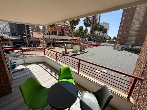 Продажа квартиры на Piso en Calle Gerona, 32, Playa de Levante, Benidorm, Бенидорм
thumbnail 2
