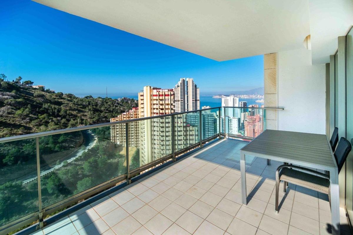 Venta de piso en Piso en Zona Sierra Helada, Benidorm, Benidorm
photo 1