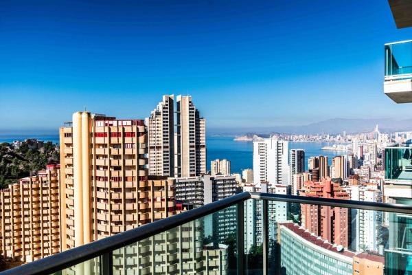Venta de piso en Piso en Zona Sierra Helada, Benidorm, Benidorm
thumbnail 3