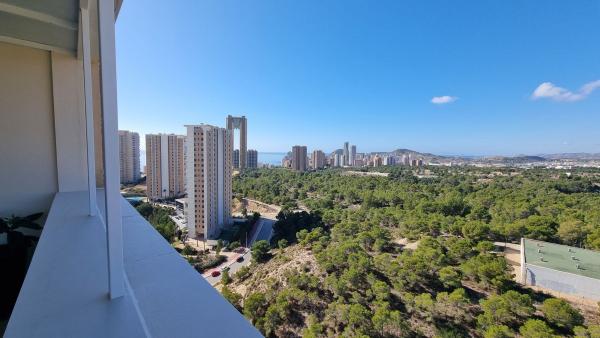 Ático en venta en  Ático en Calle Presidente Adolfo Suárez, Pueblo Poniente, Benidorm, Benidorm photo 1