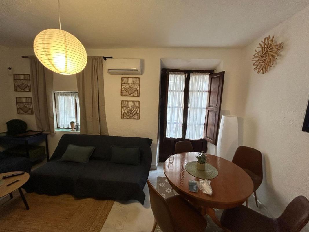 Propiedades en venta y alquiler en España photo 5