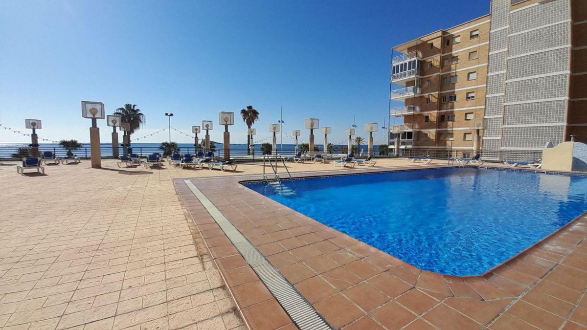 Sale of apartment in Piso en Avenida del Mediterráneo, Playa de Levante, Benidorm, Benidorm
photo 2