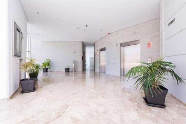 Venta de piso en Piso en Calle de Viena, 8, Zona Sierra Helada, Benidorm, Benidorm
thumbnail 3