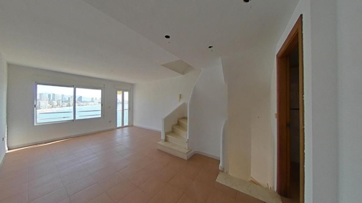 Venta de chalet independiente en Casa o chalet en Calle Luarca, Playa de Poniente, Benidorm, Benidorm
photo 4