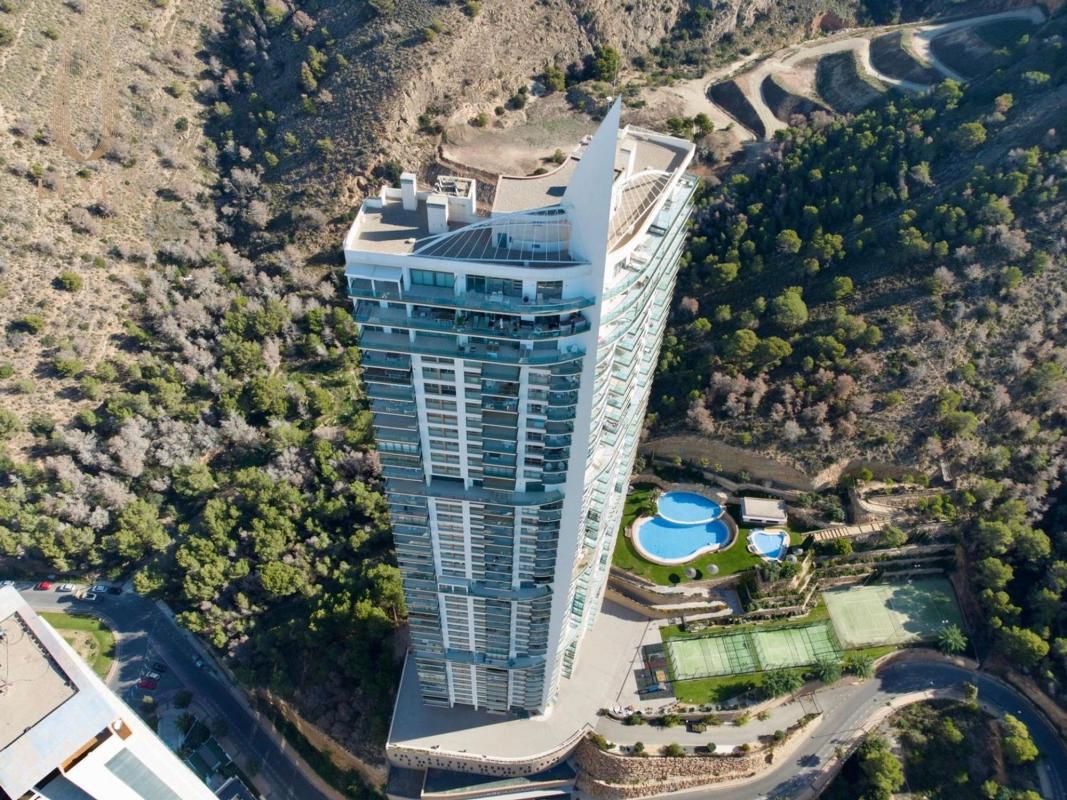 Venta de piso en Piso en Calle de Viena, 8, Zona Sierra Helada, Benidorm, Benidorm
photo 1