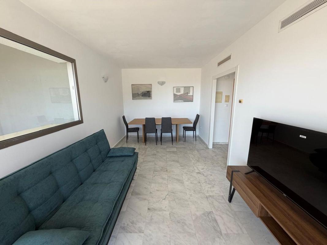 Venta de piso en Piso en Zona Sierra Helada, Benidorm, Benidorm
photo 2