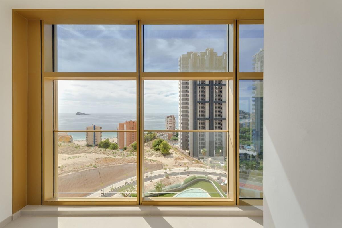 Venta de piso en Piso en Avenida de Mejico, 7, Playa de Poniente, Benidorm, Benidorm
photo 1