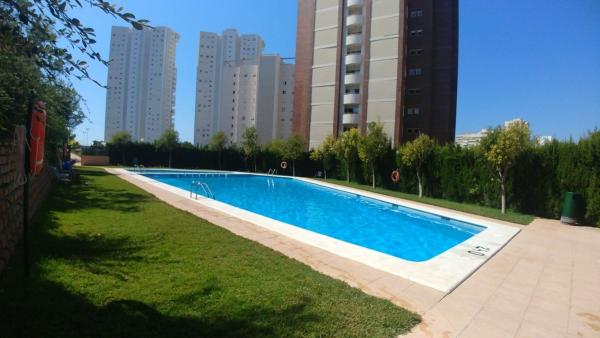 Venta de piso en Piso en Playa de Poniente, Benidorm, Benidorm
photo 1