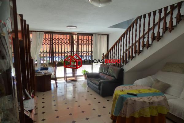 Duplex en venta en Dúplex en Avenida Suiza, 13, Pueblo Levante, Benidorm, Benidorm photo 1