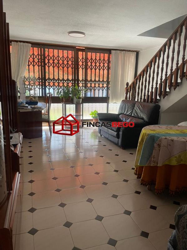 Продажа дуплекса на Dúplex en Avenida Suiza, 13, Pueblo Levante, Benidorm, Бенидорм photo 3