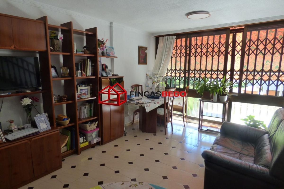 Продажа дуплекса на Dúplex en Avenida Suiza, 13, Pueblo Levante, Benidorm, Бенидорм photo 4