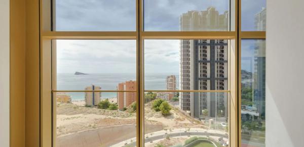 Venta de piso en Piso en Playa de Poniente, Benidorm, Benidorm
photo 1