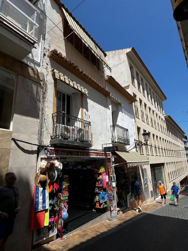 Propiedades en venta y alquiler en España photo 4