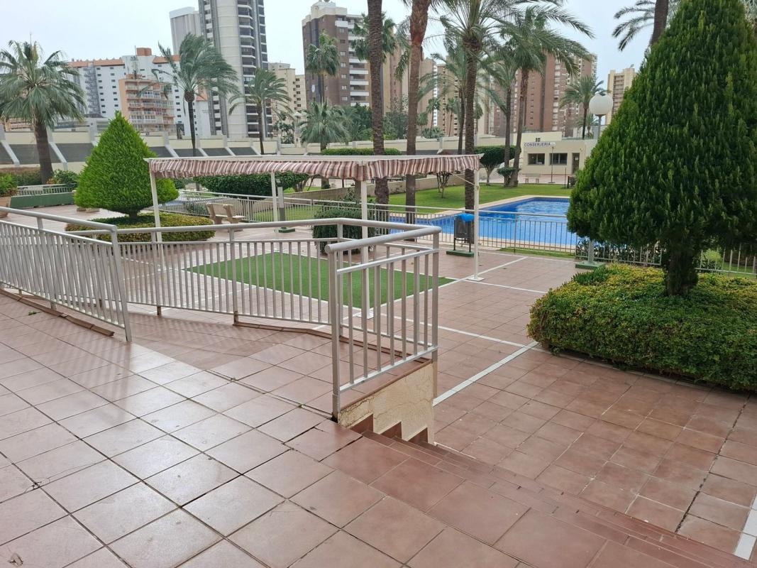 Venta de piso en Piso en CL Ibiza, Pueblo Levante, Benidorm, Benidorm
 photo 2