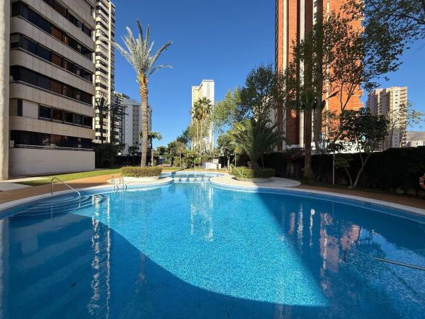Venta de piso en Piso en Calle Esperanto, Pueblo Levante, Benidorm, Benidorm
photo 1