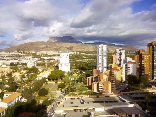 Продажа квартиры на Piso en Calle del Secretario Juan Antonio Baldovi, Playa de Poniente, Benidorm, Бенидорм
thumbnail 1