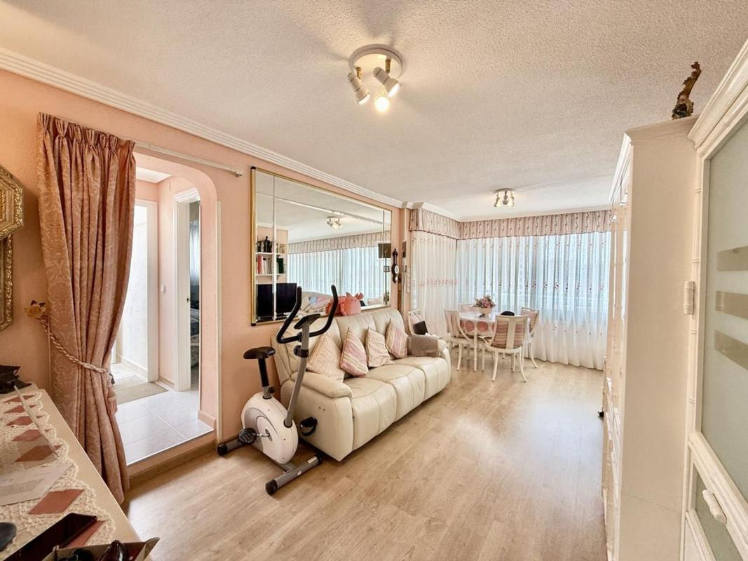 Venta de piso en Piso en Pueblo Levante, Benidorm, Benidorm
 photo 2
