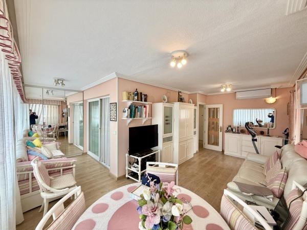 Venta de piso en Piso en Pueblo Levante, Benidorm, Benidorm
thumbnail 2