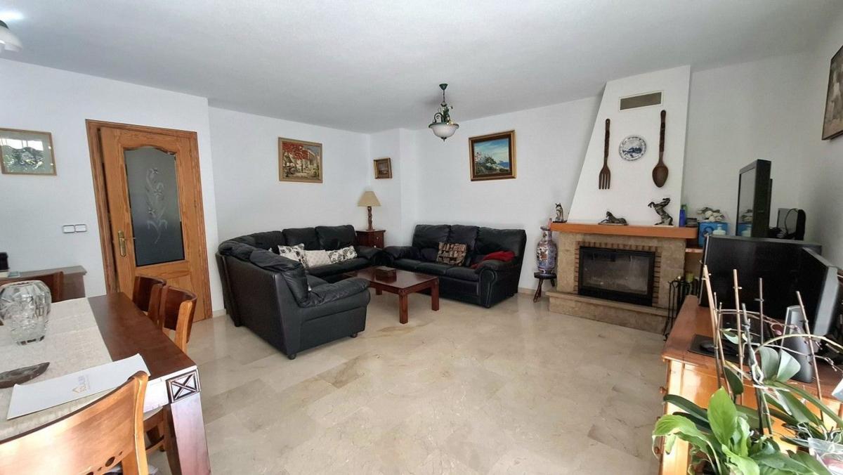 Propiedades en venta y alquiler en España photo 5