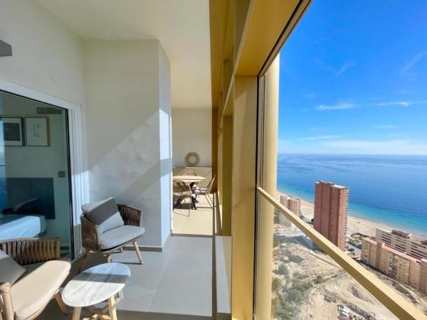Venta de piso en Piso en Playa de Poniente, Benidorm, Benidorm
thumbnail 1