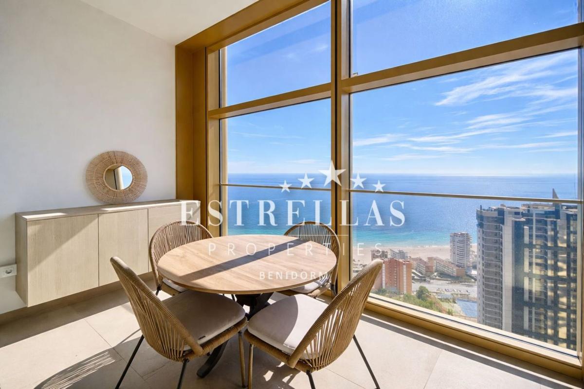 Venta de piso en Piso en Avenida de Mejico, Playa de Poniente, Benidorm, Benidorm
photo 2