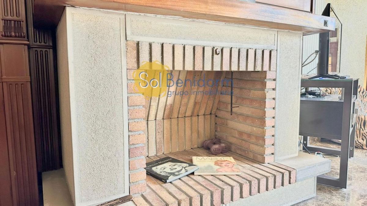 Sprzedaż mieszkania w Piso en Plaza de Ss. MM. Los Reyes de España, 8, Centro Urbano, Benidorm, Benidorm
photo 3