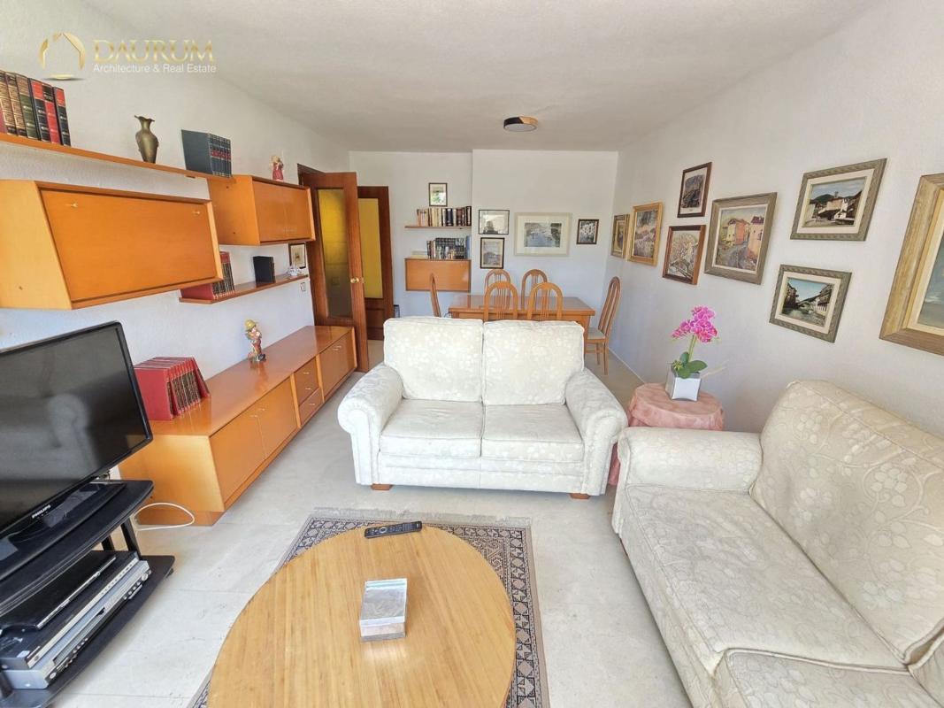 Venta de piso en Piso en Avenida del Doctor Orts Llorca, Pueblo Levante, Benidorm, Benidorm
photo 1