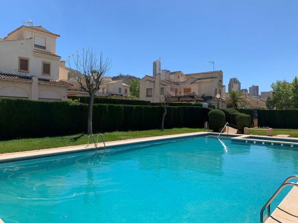 Chalet adosado en Calle de Moscú, Zona Sierra Helada, Benidorm photo 1