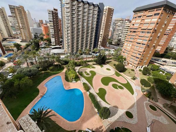 Venta de piso en Piso en Pueblo Levante, Benidorm, Benidorm
photo 1