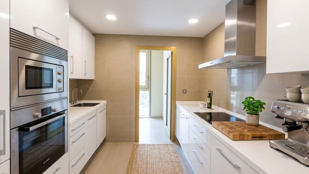 Venta de piso en Piso en Avenida de Mejico, 7, Playa de Poniente, Benidorm, Benidorm
photo 3
