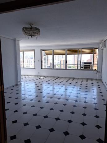 Venta de piso en Piso en Avenida de Europa s/n, Pueblo Levante, Benidorm, Benidorm
thumbnail 2