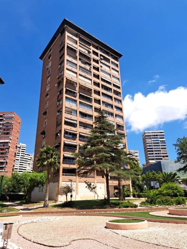 Venta de piso en Piso en Avenida de Europa, Pueblo Levante, Benidorm, Benidorm
 photo 2
