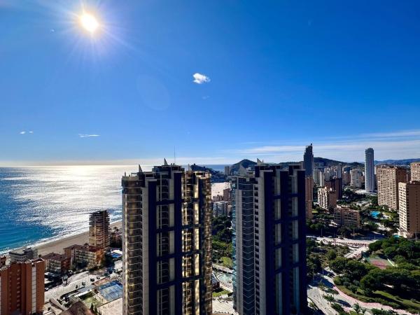 Sale of flat in Piso en Avenida Mexico, 7, Playa de Poniente, Benidorm, Benidorm
thumbnail 2