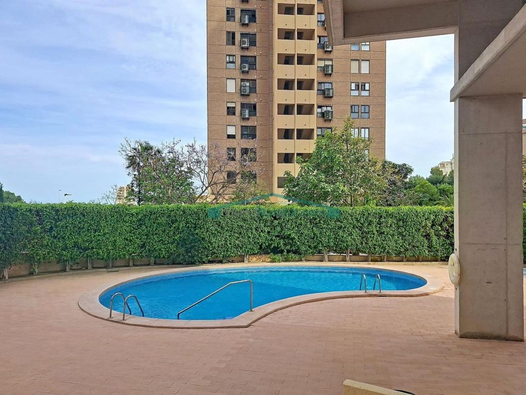 Sprzedaż mieszkania w Piso en Calle Murtal, Playa de Poniente, Benidorm, Benidorm
 photo 2