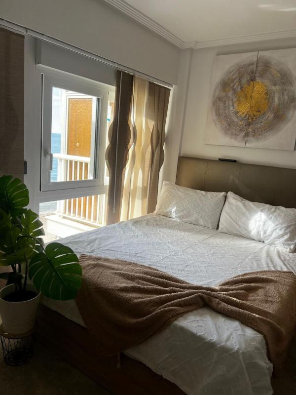 Venta de piso en Piso en Avenida de Madrid s/n, Playa de Levante, Benidorm, Benidorm
 photo 2