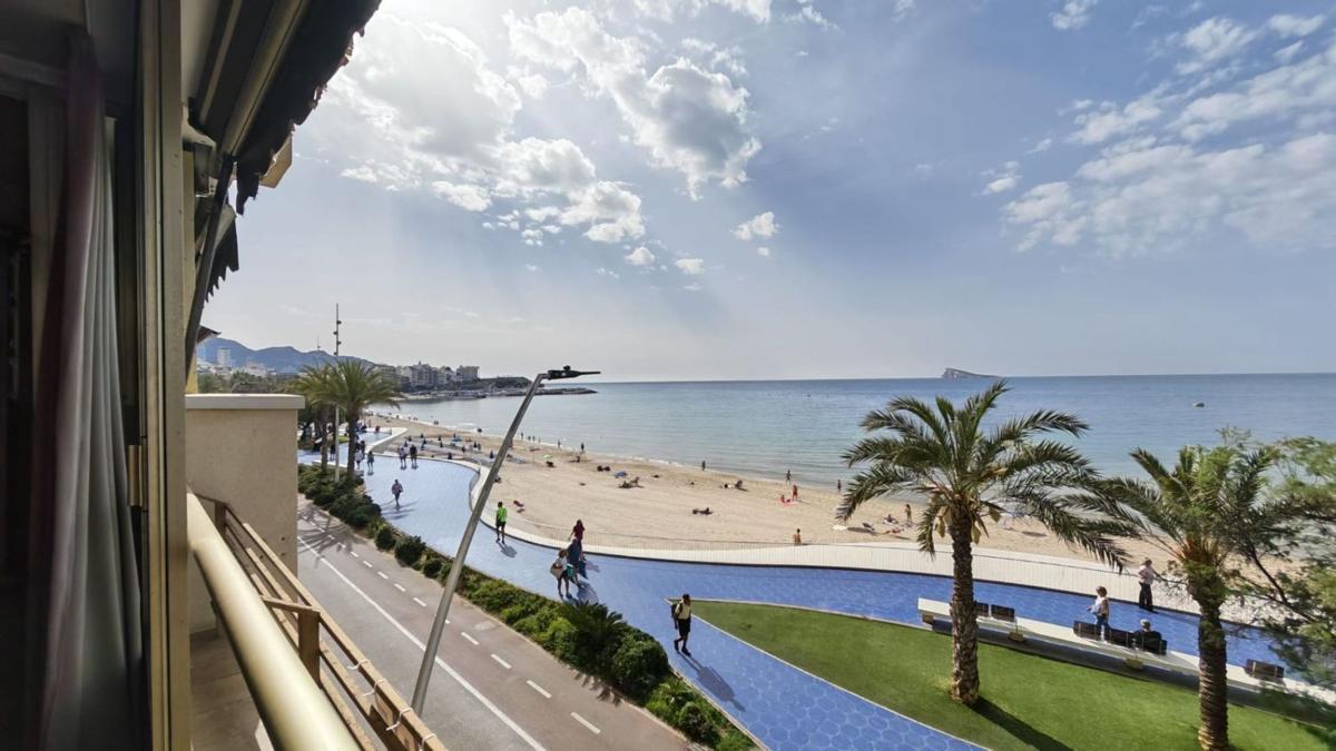 Venta de piso en Piso en Avenida de la Armada Española, Playa de Poniente, Benidorm, Benidorm
 photo 2
