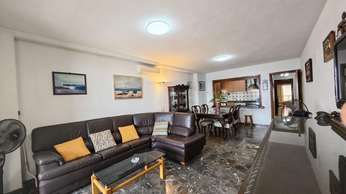 Venta de piso en Piso en Avenida de la Armada Española, Playa de Poniente, Benidorm, Benidorm
 photo 4