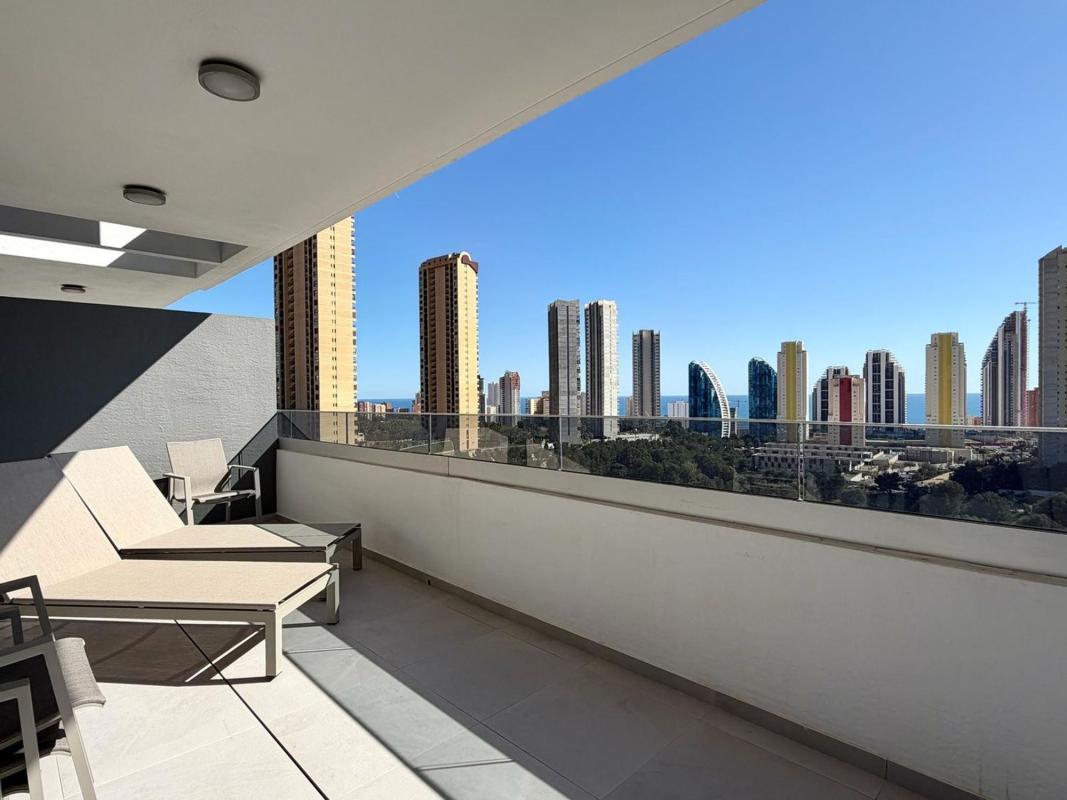 Продажа квартиры на Piso en Calle Presidente Adolfo Suárez, Pueblo Poniente, Benidorm, Бенидорм
 photo 3