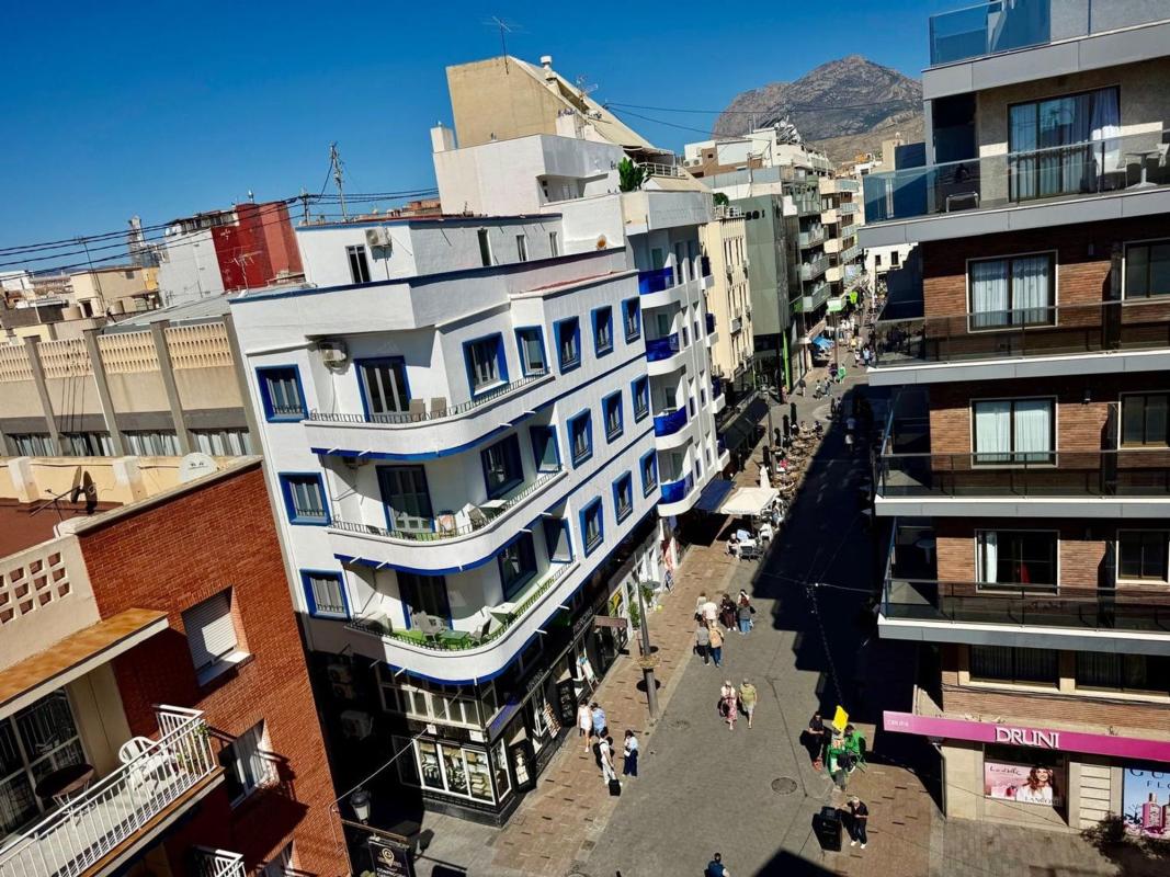 Sprzedaż mieszkania w Piso en Avenida de Martínez Alejos, 7, Playa de Levante, Benidorm, Benidorm
photo 1