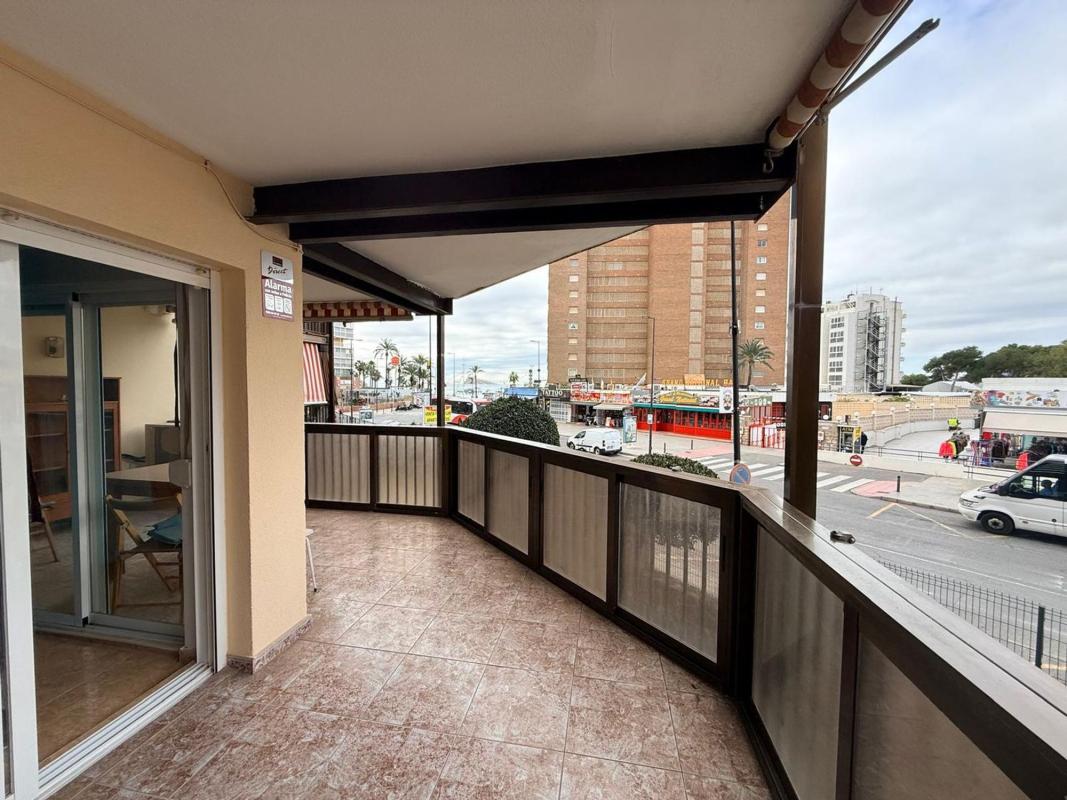 Venta de piso en Piso en Avenida Ametlla de Mar, 8, Playa de Levante, Benidorm, Benidorm
 photo 3